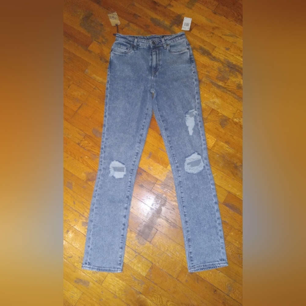 Women's Distressed Blue Jeans